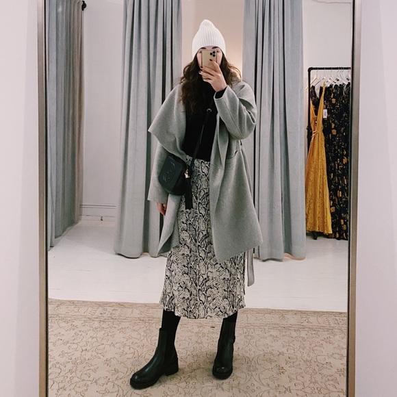 Meet your Posher, Kaela - Picture 2 of 4